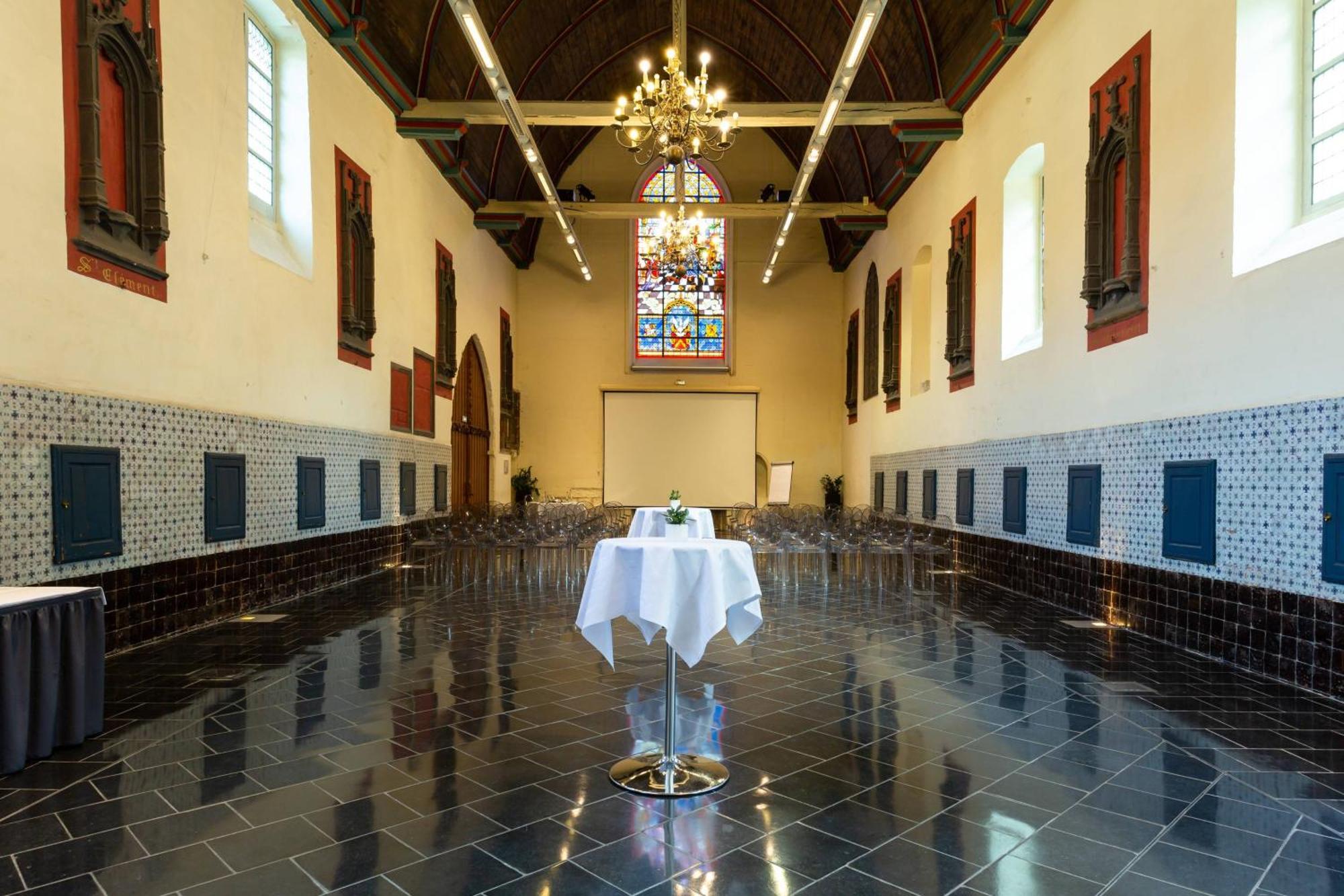 ホテル エルミタージュ ガントワ オートグラフ コレクション リール エクステリア 写真 The interior of the church